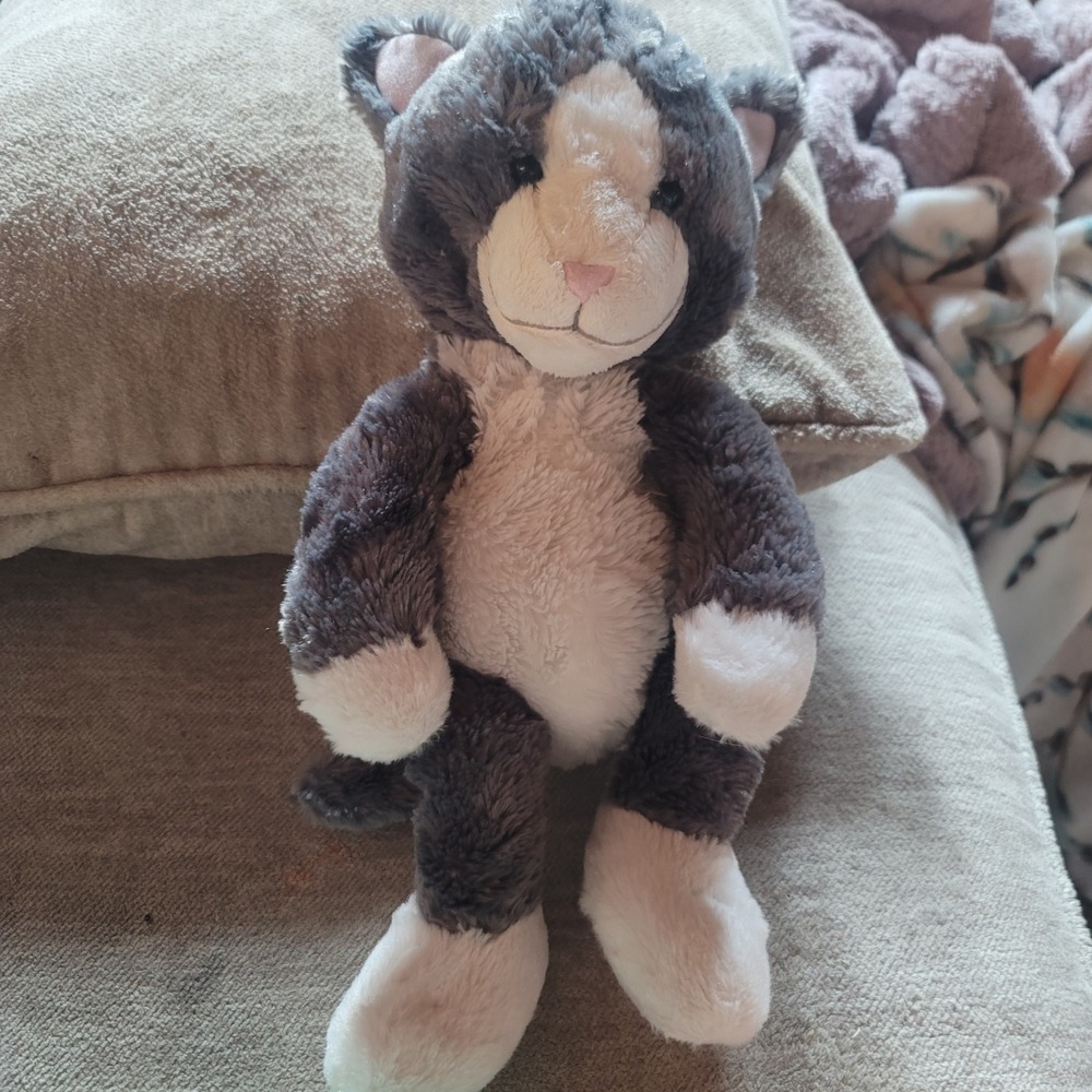 Kohls Cares for Kids Gray White Cat Kitten Plush Stuffed Animal Weighted Bottom